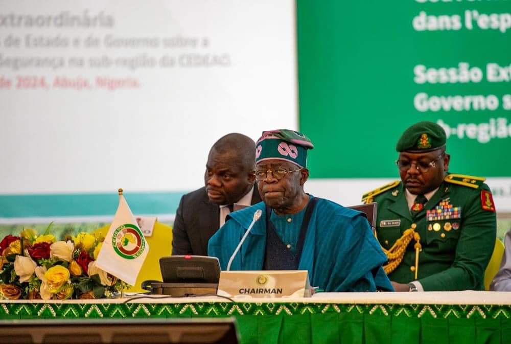 Nigeria : Tinubu ordonne l’ouverture des frontières terrestres et aériennes avec le Niger
